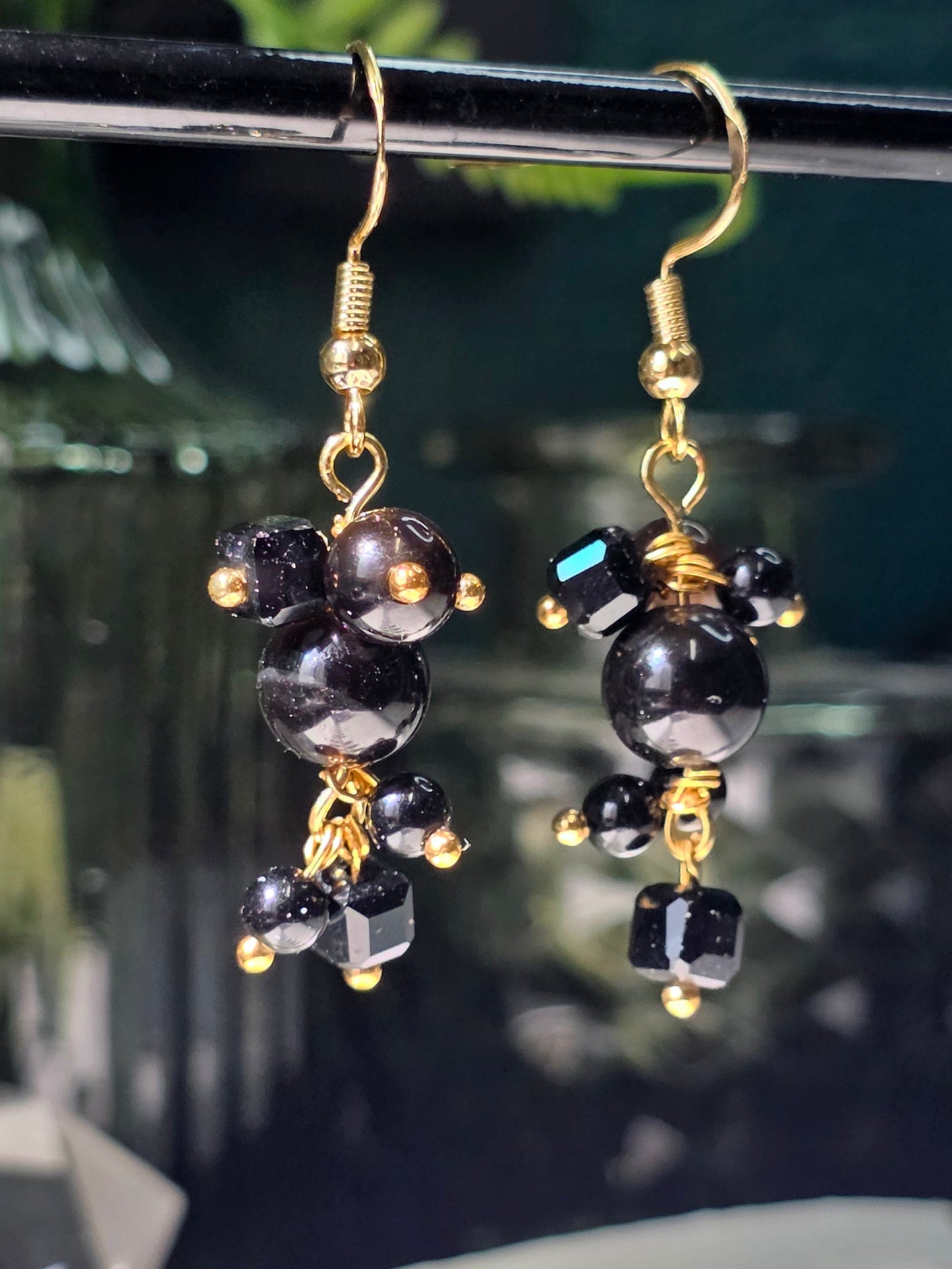 Obsidian and Onyx Clusters Danse Macabre