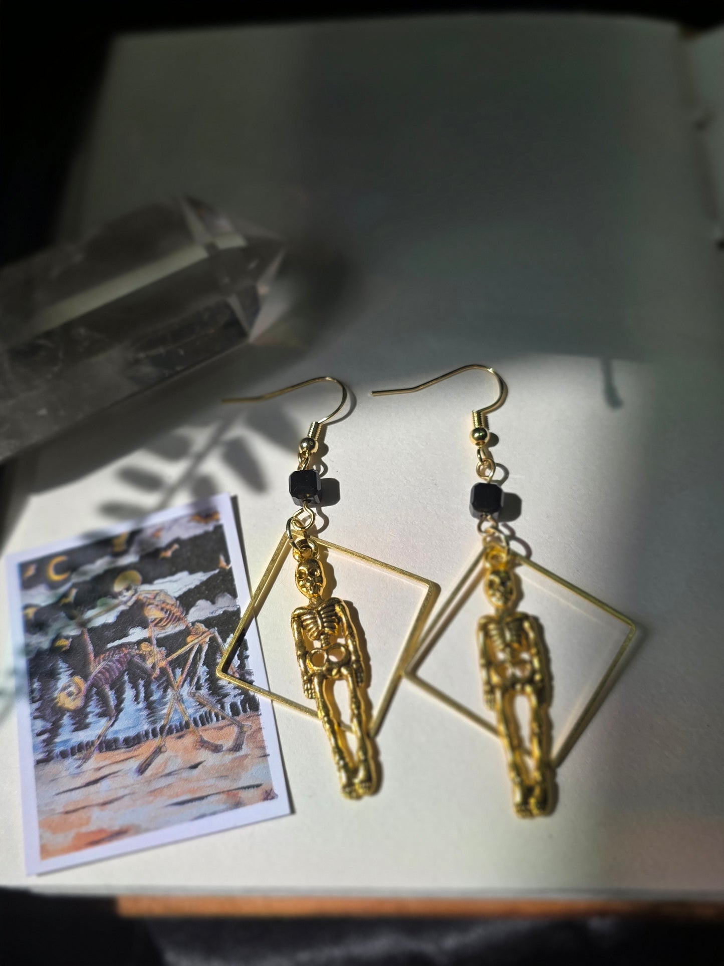Skeletons and Diamond Shape in Cubic Obsidian Danse Macabre