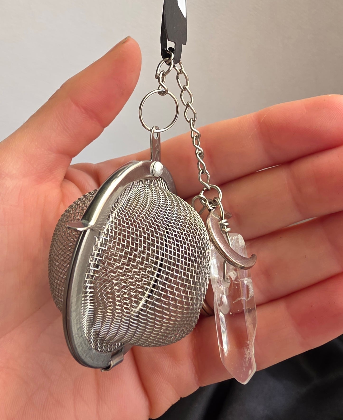 Clear Quartz Moon Tea & Herb Infuser